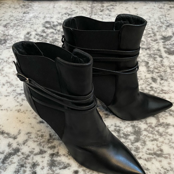 Brand new Stuart Weitzman Booties - Picture 6 of 7